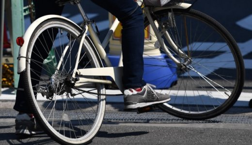 福岡市「渡辺誠」女子中高生を狙って自転車で当たり屋を繰り返す。前には地下鉄で女子高生のスカートをハサミで切りつけか