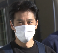 留萌市の公立学校の教師『佐藤克幸』（５４）ストーカー容疑で逮捕。北海道留萌高等学校勤務か。相手は札幌の20代のホステスかキャバ嬢？動画にGPS発信機が見つかる。