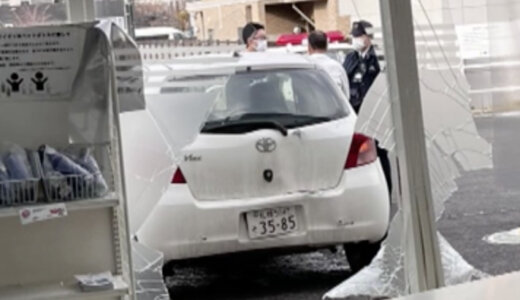 サツドラ山鼻南14条店が車の衝突で大破。原因は？